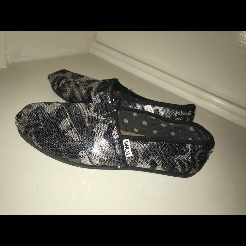 Toms shoes